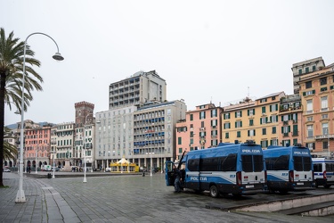 Genova, manifestazione No Vax No Gren Pass