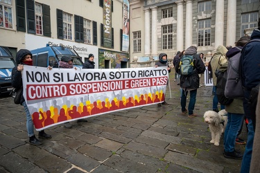 Genova, manifestazione No Vax No Gren Pass