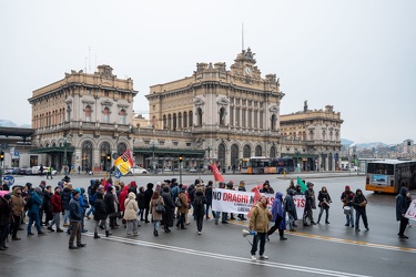 Genova, manifestazione No Vax No Gren Pass