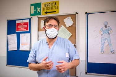 Genova, ospedale San Martino - terapia intensiva Covid