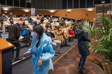 Genova, hub vaccinale teatro gioventu