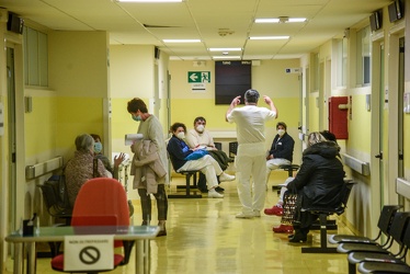 emergenza coronavirus vaccinazioni ospedale Sestri 04012021-3598