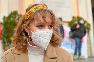 Genova, piazza De Ferrari - manifestazione studenti contro didat