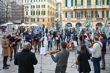 Genova, prefettura - protesta musicisti e operatori dello spetta