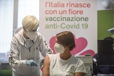 emergenza coronavirus Vax day San Martino 27122020-1071