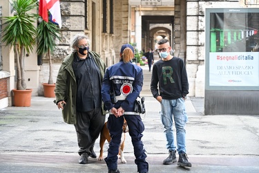 Genova, Sampierdarena - controlli polizia municipale ordinanza m