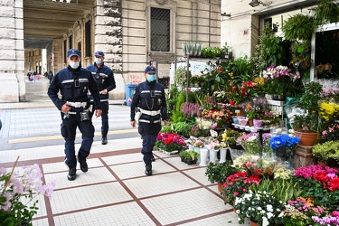 Genova, Sampierdarena - controlli polizia municipale ordinanza m