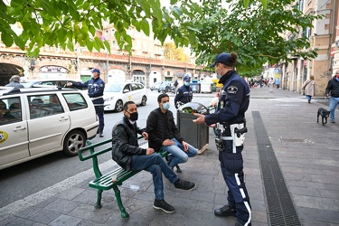 Genova, Sampierdarena - controlli polizia municipale ordinanza m