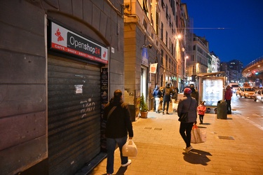 Genova, emergenza coronavirus - distributori H24