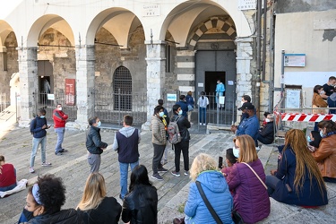 Genova, verso ordinanza mascherina ovunque