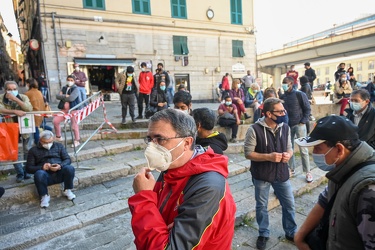 Genova, verso ordinanza mascherina ovunque