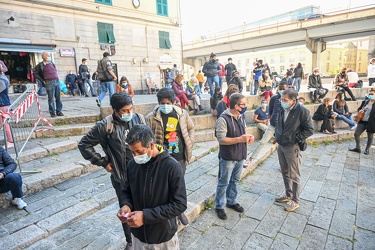 Genova, verso ordinanza mascherina ovunque