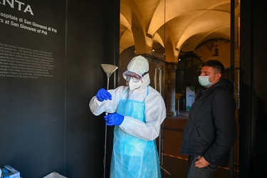 Genova, verso ordinanza mascherina ovunque