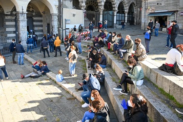 Genova, verso ordinanza mascherina ovunque