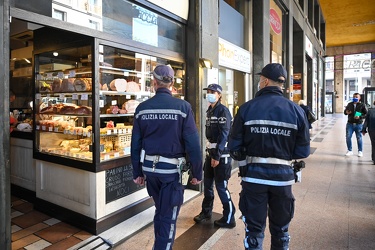 Genova, verso ordinanza mascherina ovunque