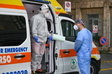 Genova - la situazione negli ospedali seconda ondata covid