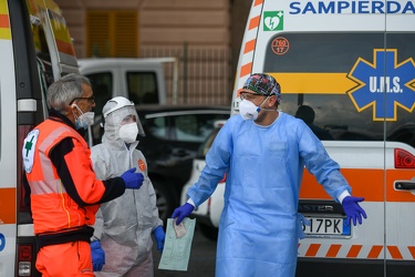 Genova - la situazione negli ospedali seconda ondata covid