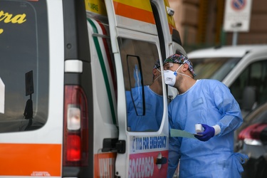 Genova - la situazione negli ospedali seconda ondata covid