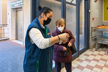 Genova, iniziativa sconti spesa anziani over 65