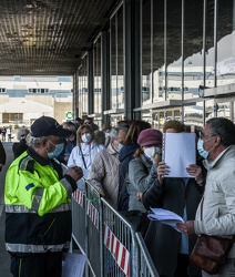 emergenza coronavirus coda hub vaccinale 17042021-9712-2