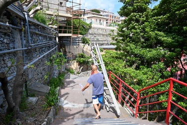 Genova, bagni San Nazaro in Corso Italia - preparazione apertura