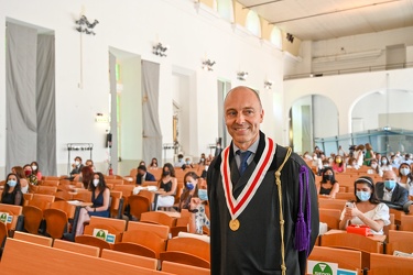 Genova, albergo dei poveri - consegna diplomi di laurea in prese