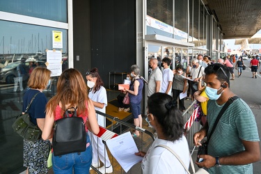 Genova, open day campagna vaccinale - hub in fiera