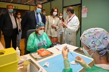 Genova, open day campagna vaccinale - hub in fiera