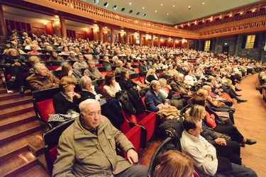 Genova - teatro Carlo Felice - iniziativa secolo xix - ai miei t