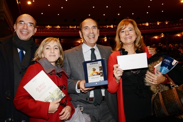 Genova - teatro Carlo Felice - iniziativa secolo xix - ai miei t