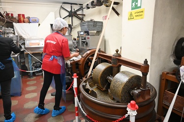 Genova, festival della scienza - laboratorio presso cioccolateri