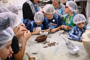 Genova, festival della scienza - laboratorio presso cioccolateri