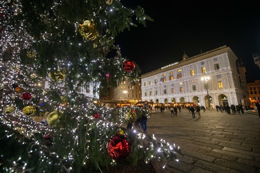 Genova, piazza De Ferrari - i giorni prima del natale