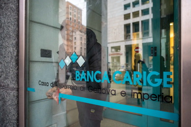 Genova, il giorno della transizione da Banca Carige a BPER