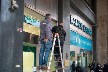 Genova, il giorno della transizione da Banca Carige a BPER