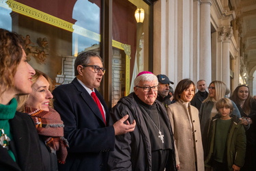 Genova, piazza De Ferrari - inaugurazione presepe natale