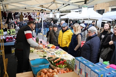 Genova, quartiere Terralba - tradizionale fiera di Sant Agata