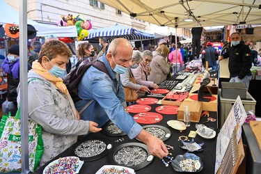 Genova, tradizionale fiera di Sant'Agata a San Fruttuoso