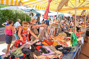 Genova, fiera di San Pietro quartiere foce