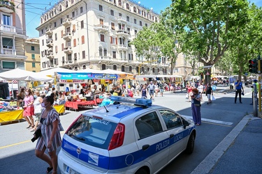 Genova, fiera di San Pietro quartiere foce