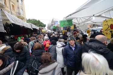 Genova, quartiere San Fruttuoso, Marassi - tradizionale fiera di