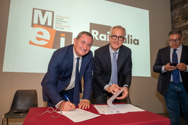 Genova, museo emigrazione italiana MEI - firma acccordo con RAI 
