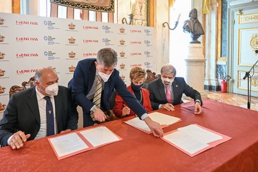 Genova, palazzo Tursi - firma accordo tra universita e federazio