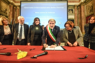 firma protocollo violenza donne 08032018-4502