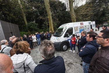 donazione mezzo disabili villa serra 02042016