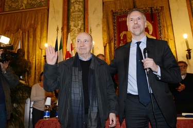 Genova - palazzo Tursi - onorificenza premio Grifo a Don Luigi T