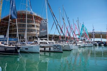 Genova, salone nautico 2023 - domenica di sole con molti visitat