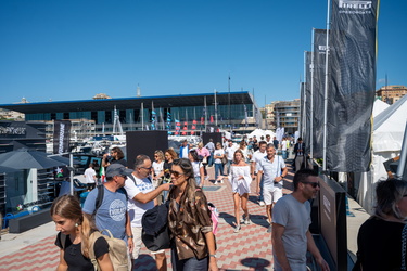 Genova, salone nautico 2023 - domenica di sole con molti visitat