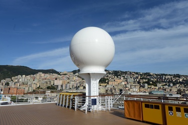 Genova - stazione marittima - la Costa Diadema si apre al pubbli