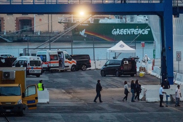 Genova, porto - nave MSC Grandiosa con diversi positivi a bordo